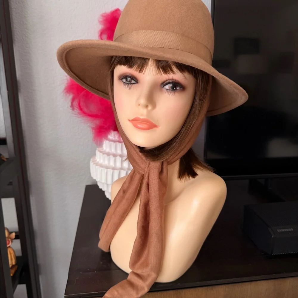 Lancaster Tan Fedora with Attached Matching Scarf